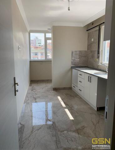 21-ÇAYIROVA YENİ MAHALLE DE LÜX 3+1 DİRE